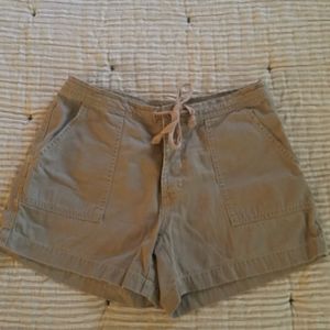 Khaki Old Navy shorts